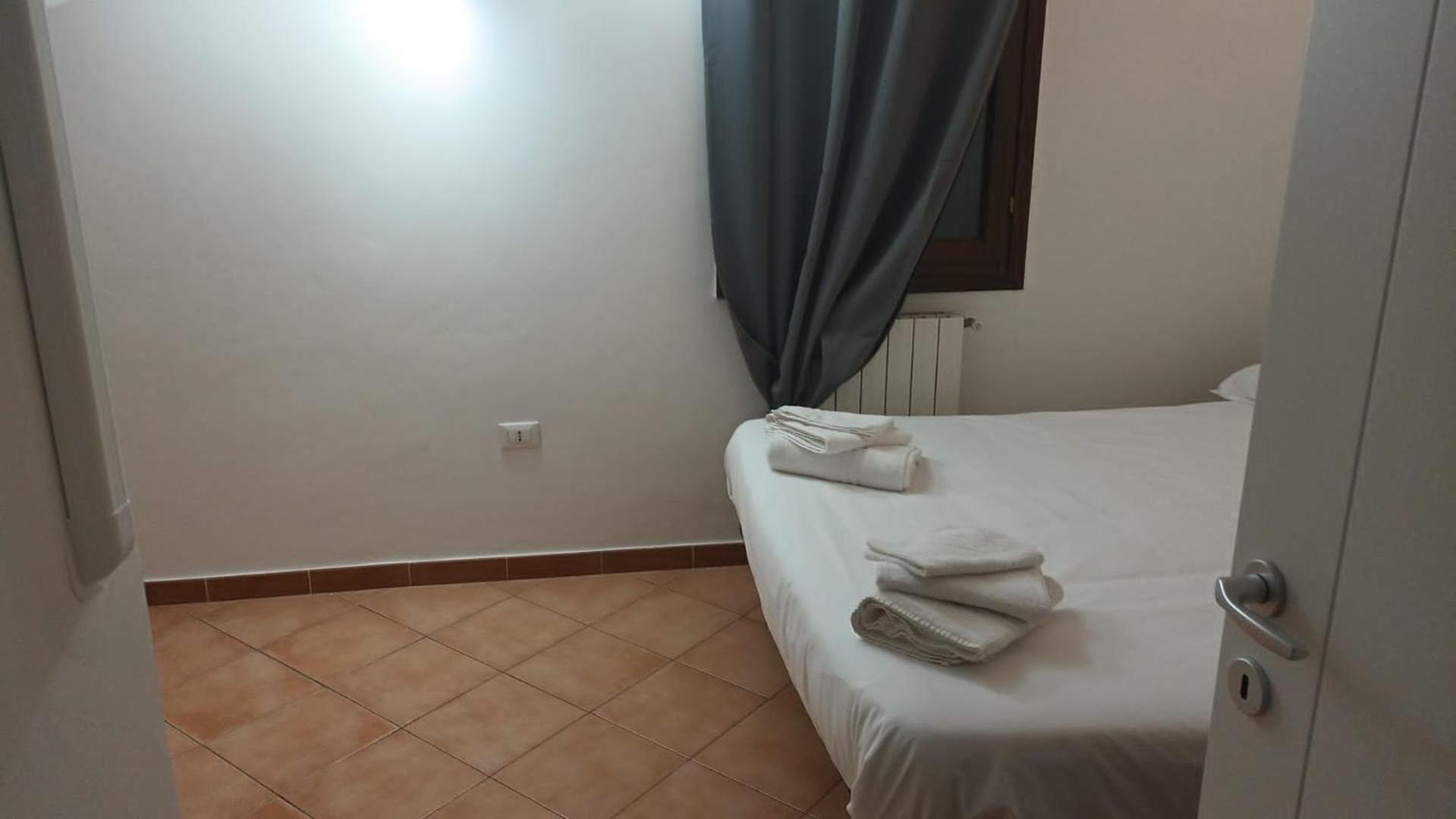 Casa N 2 Con Parcheggio Privato E Colonnina Ricarica Apartment Livorno Bagian luar foto